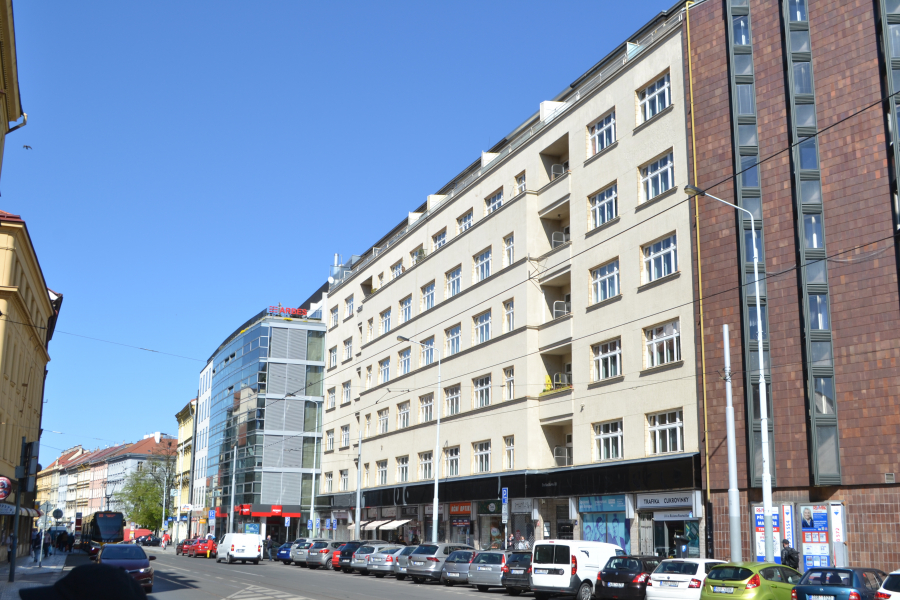 Nabízíme prodej prostorného bytu 1+1 v OV v Praze 5 - Štefánikova