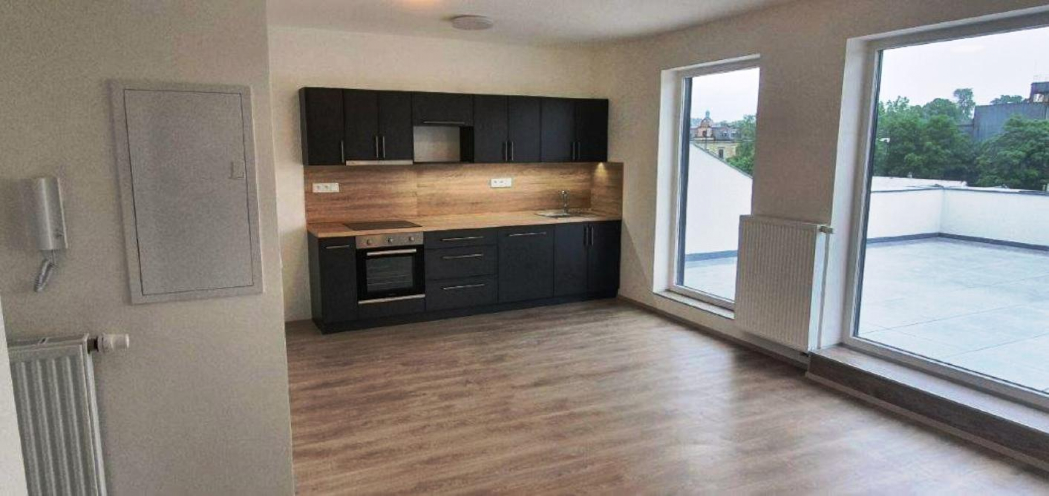 pronájem 3+kk, 69 m2+ terasa 40 m2, Lomnice nad Popelkou