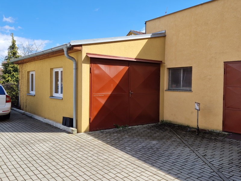 Pronájem, garáž, sklad, provozovna, 58 m2, Na Zlaté stoce, České Budějovice