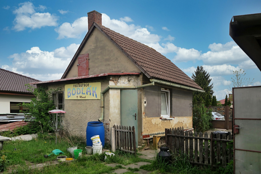 Prodej RD na vlastním pozemku (463m2) v obci Odolená Voda
