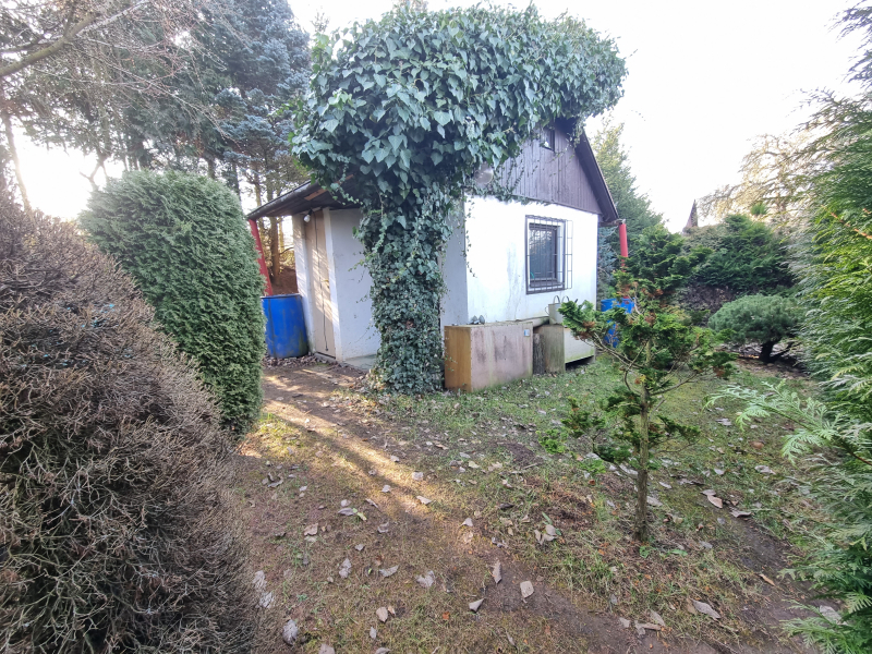 Pronájem zahrady se zahradní chatkou o rozloze 420 m2, Kralupy nad Vltavou - Minice