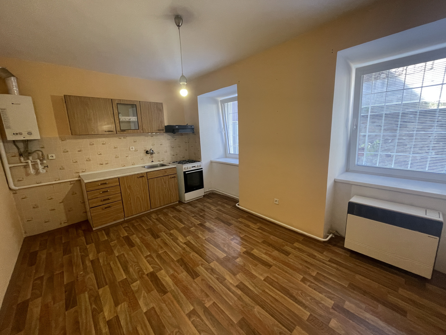 exkluzivně možný prodej velkého vyklizeného bytu 2+1, Příbram - ulice Čs. armády