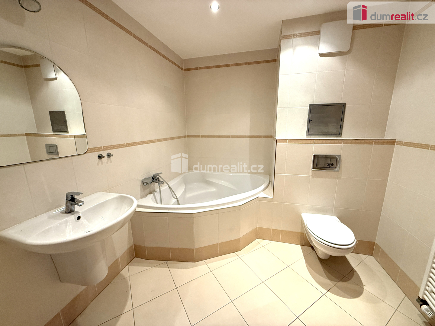 Pronájem bytu, 2+kk, 72 m<sup>2</sup>