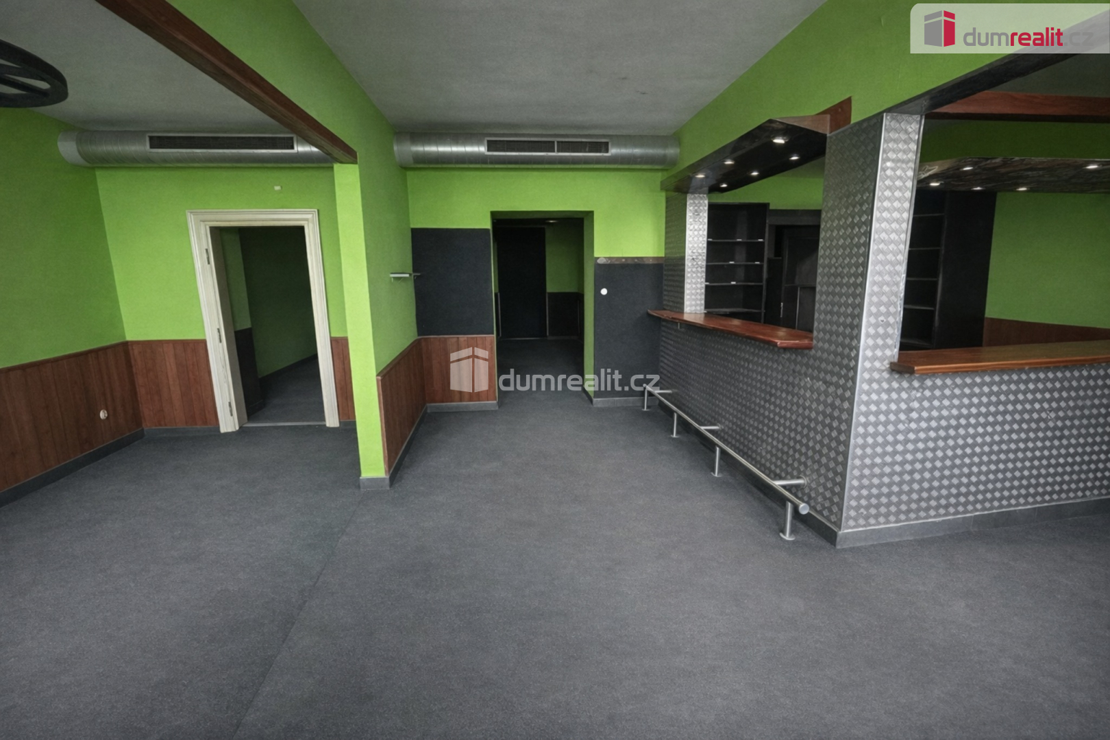 Pronájem komerčního objektu, Obchodní prostory, 125 m<sup>2</sup>